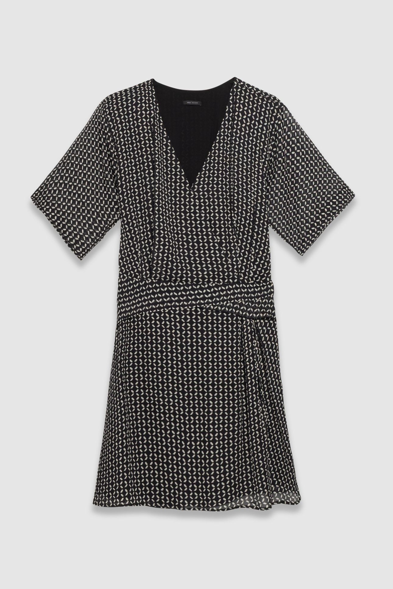 BLACK FLUID DRESS WITH GEOMETRIC PRINT 4
