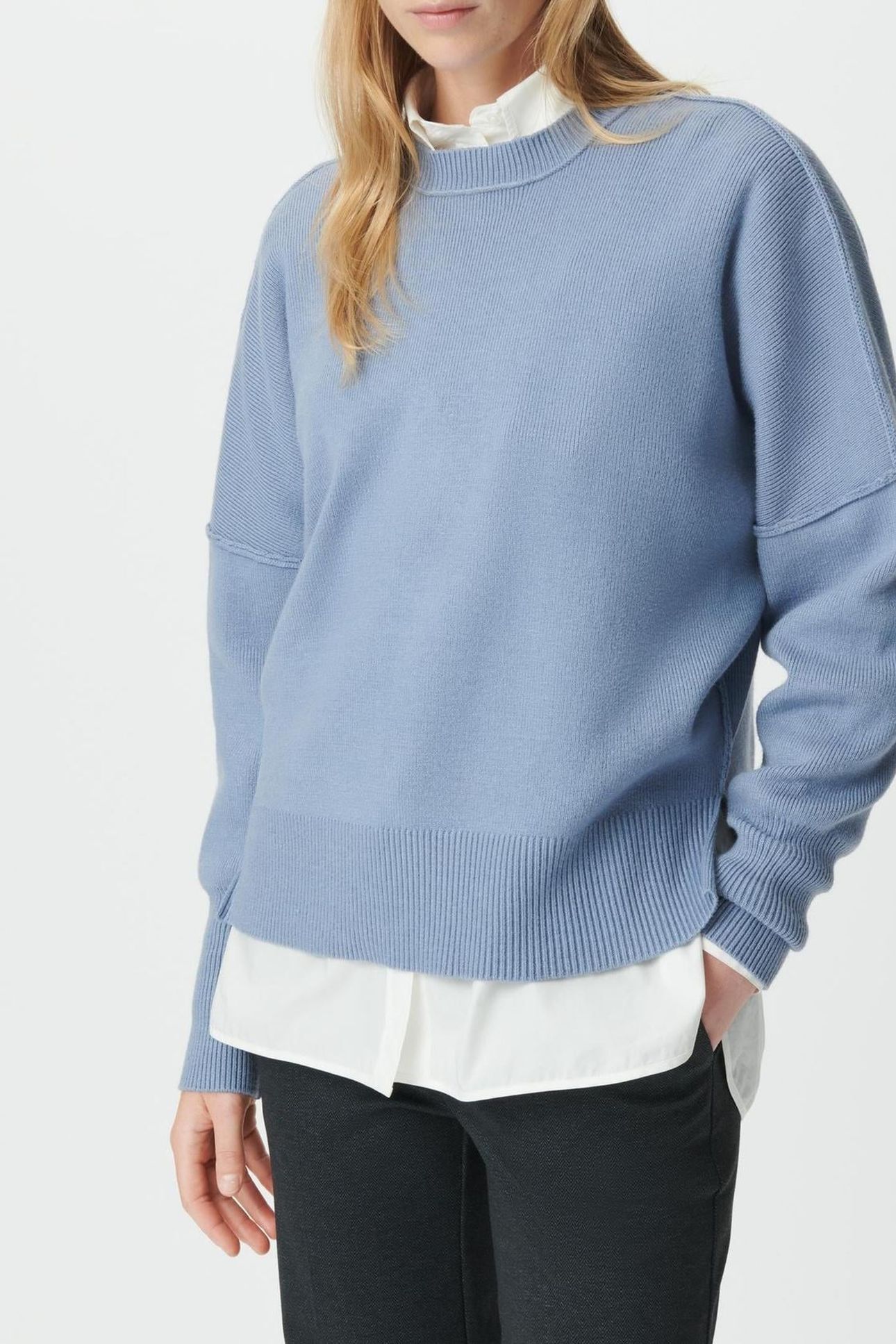 BLUE KNIT CROPPED OVERSIZED SWEATER 1