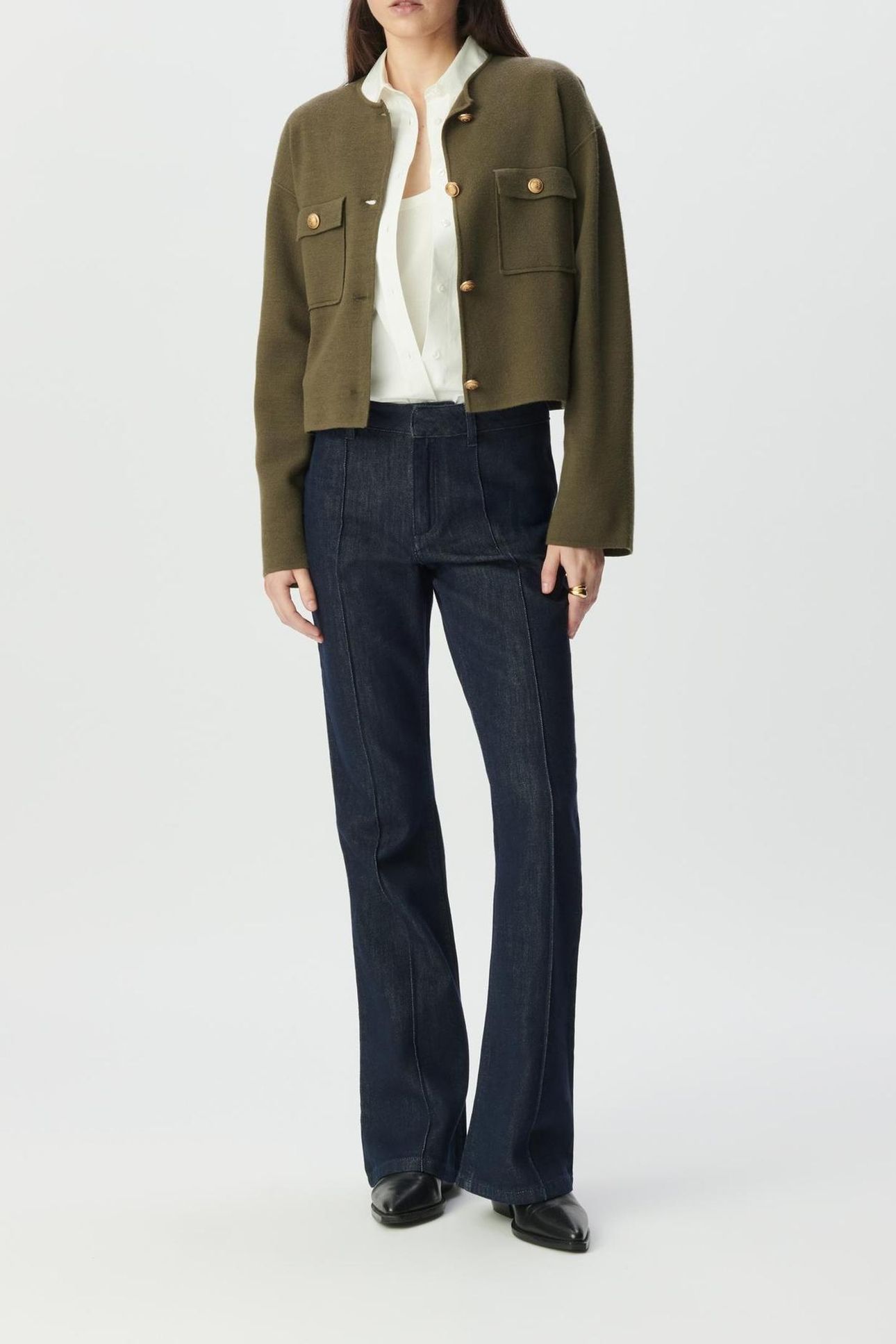 NAVY KNIT SHORT CARDIGAN WITH PATCH POCKETS 3