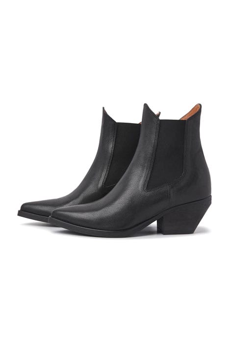 JIL ARC BLACK 6