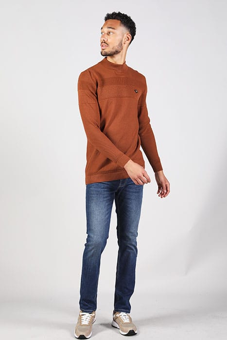 KNITWEAR RUSTY BROWN 6