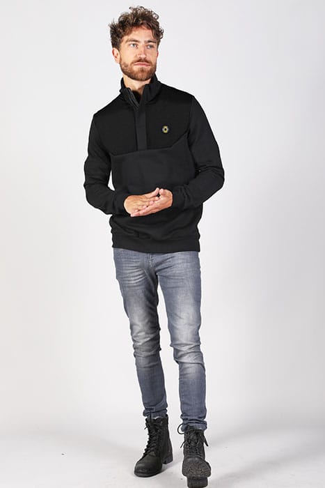 SWEATER BLACK 3