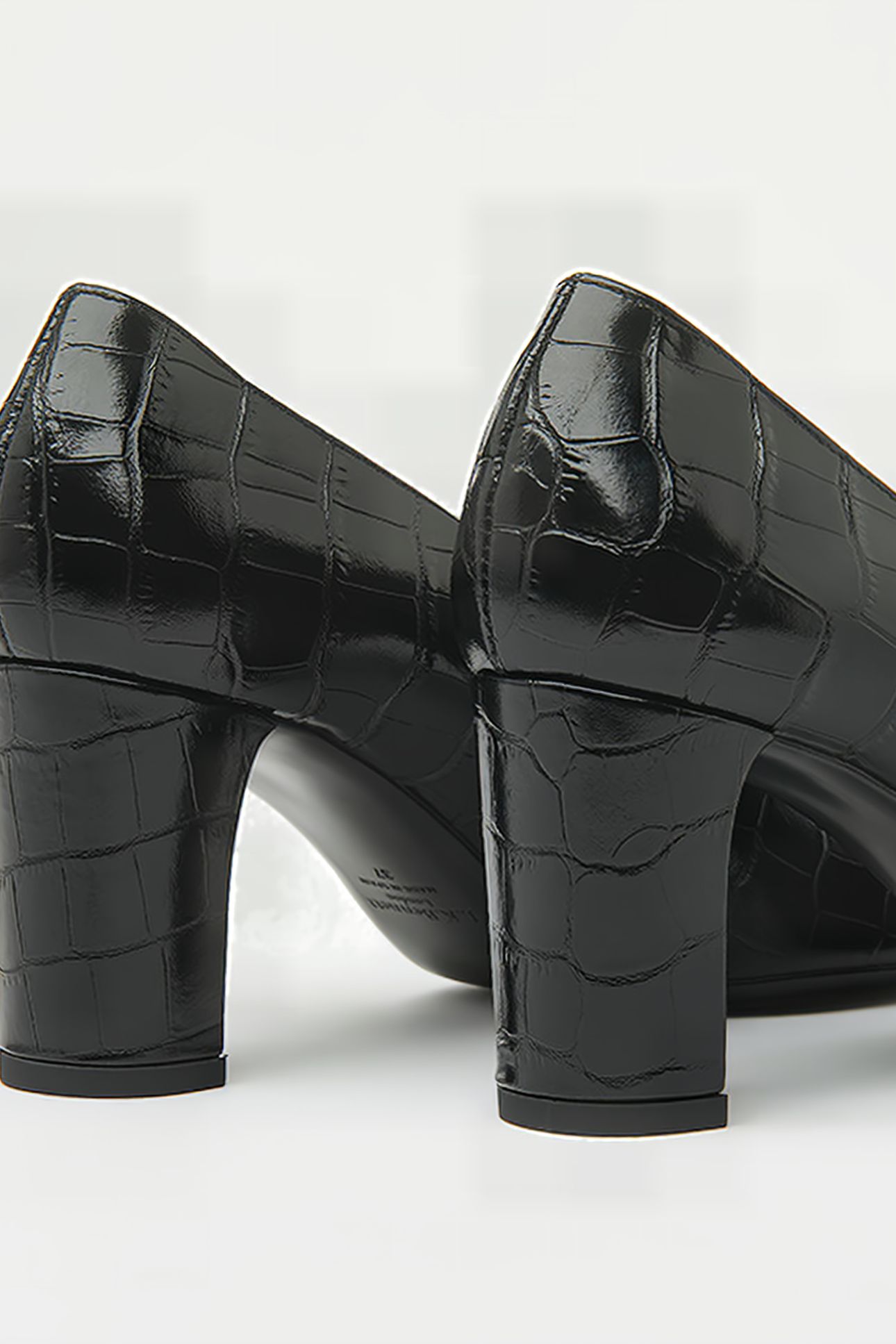 WINOLA BLACK 3