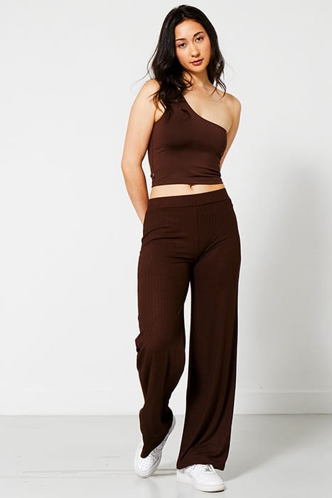 GWEN CHOCOLATE 3
