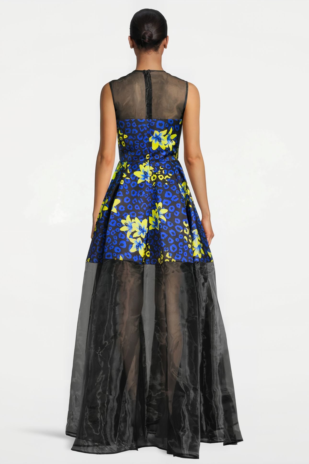 WOMEN‘S FLORAL FABRIC EVENING GOWN BLUE LILLY PRINT/ BLACK 2