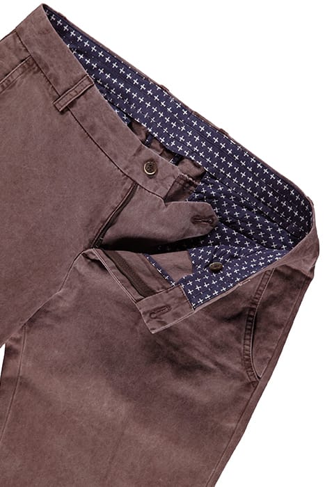 BURGUNDY PANTS 4