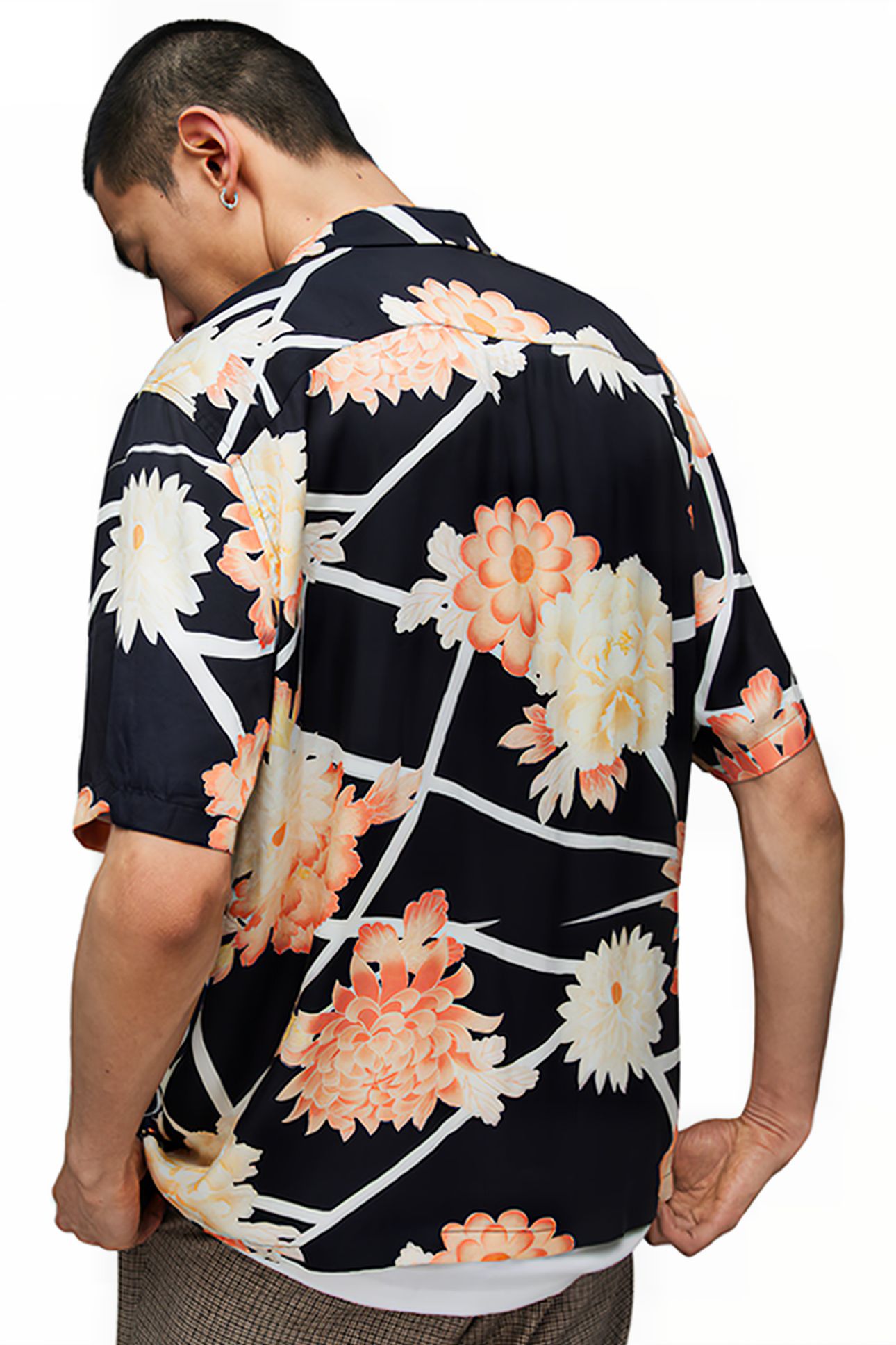 SAKURA SS SHIRT JET BLACK 2