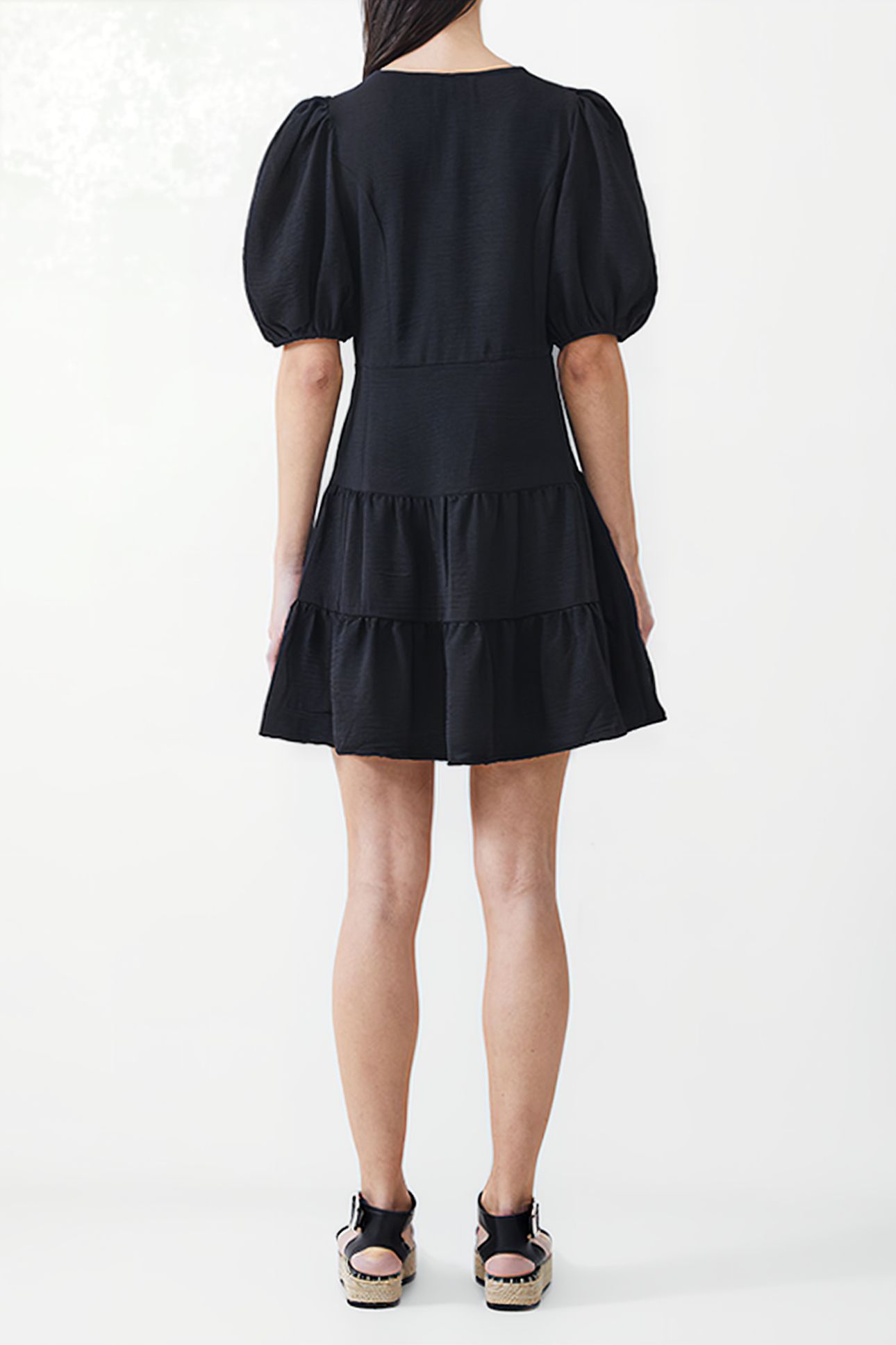 VEE TIERED CRINKLE DRESS KNEE BLACK 3