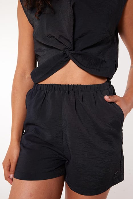 NAOLA BLACK 6