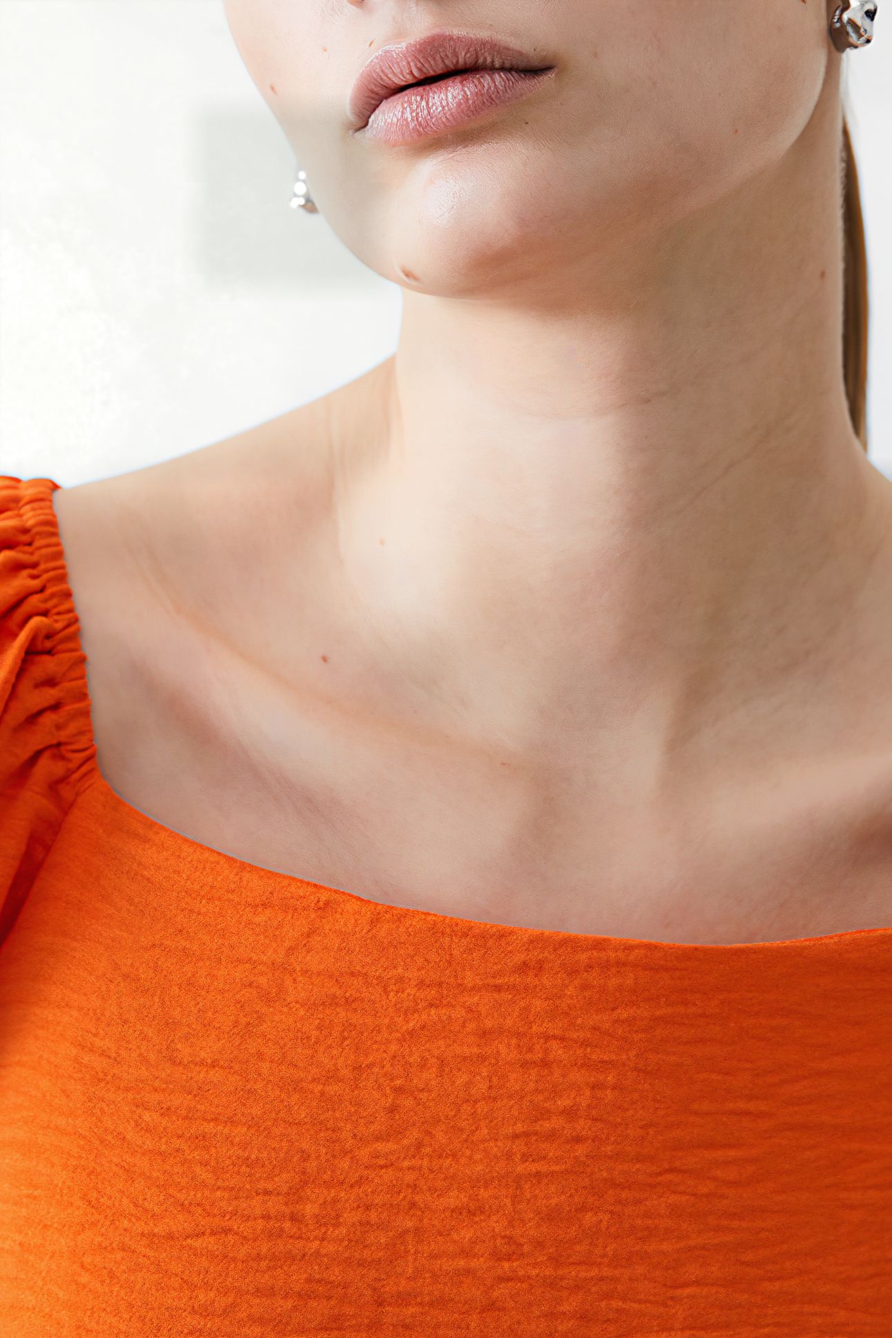 BALLOON SLV SQ NK CRINKLE TOP MANDARIN 4