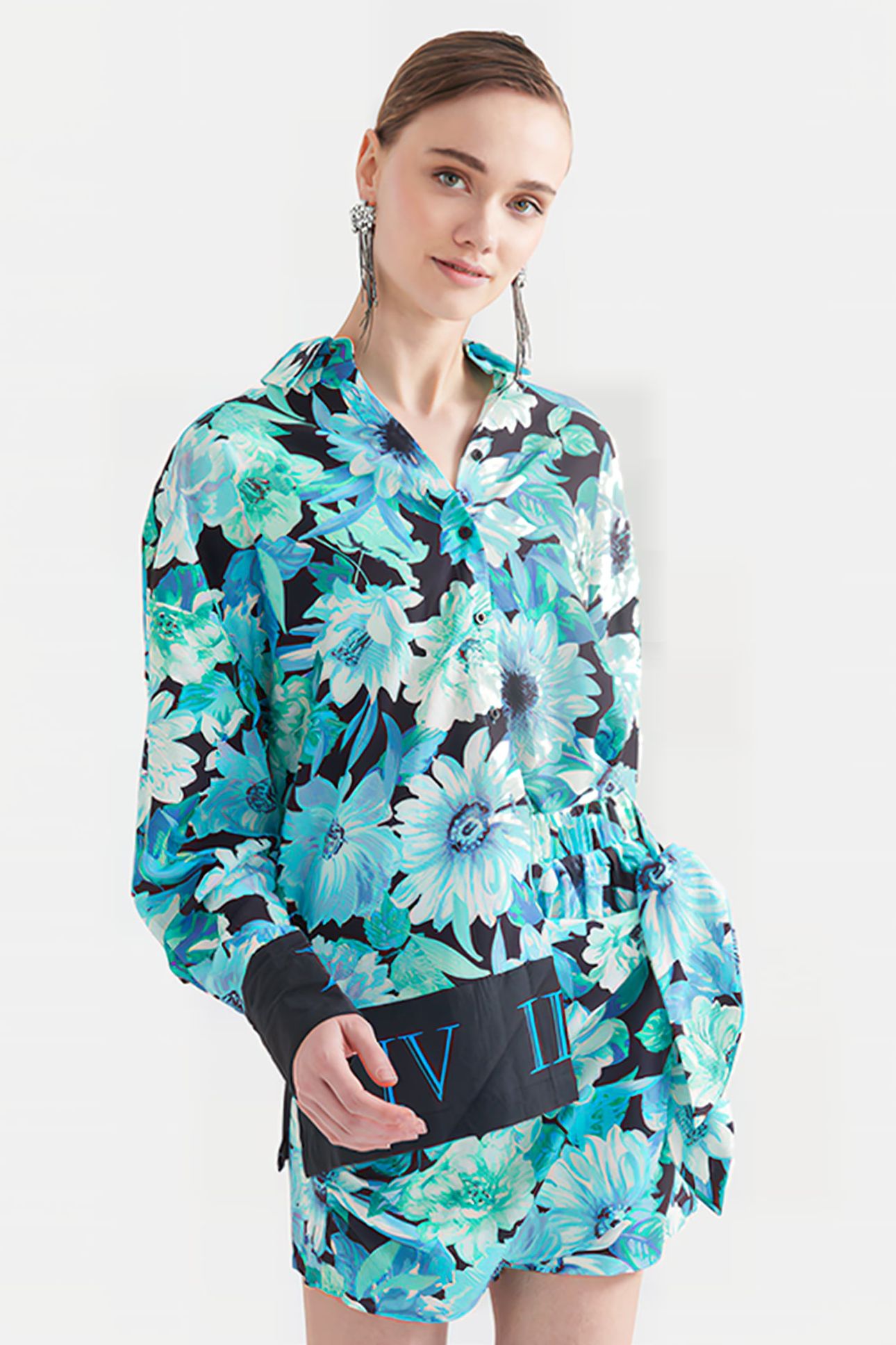 LA-SBFLORAL BLUE BLOUSE BLUE 5