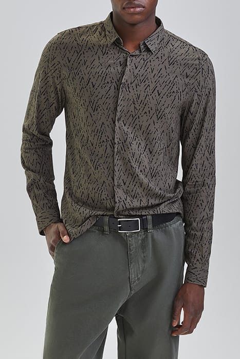 KHAKI LENZING™ ECOVERO™ CHEVRON SLIM SHIRT KHAKI 1