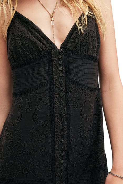 DAHLIA EMB DRESS BLACK 7