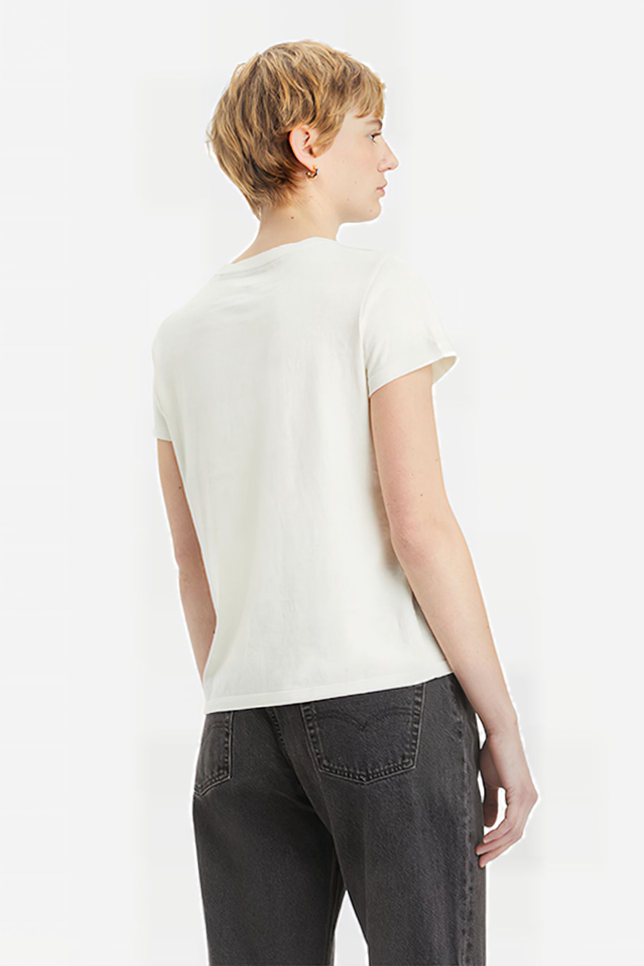 THE T-SHIRT ECRU 2