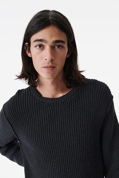 JOKOL SWEATER IN BLACK 5