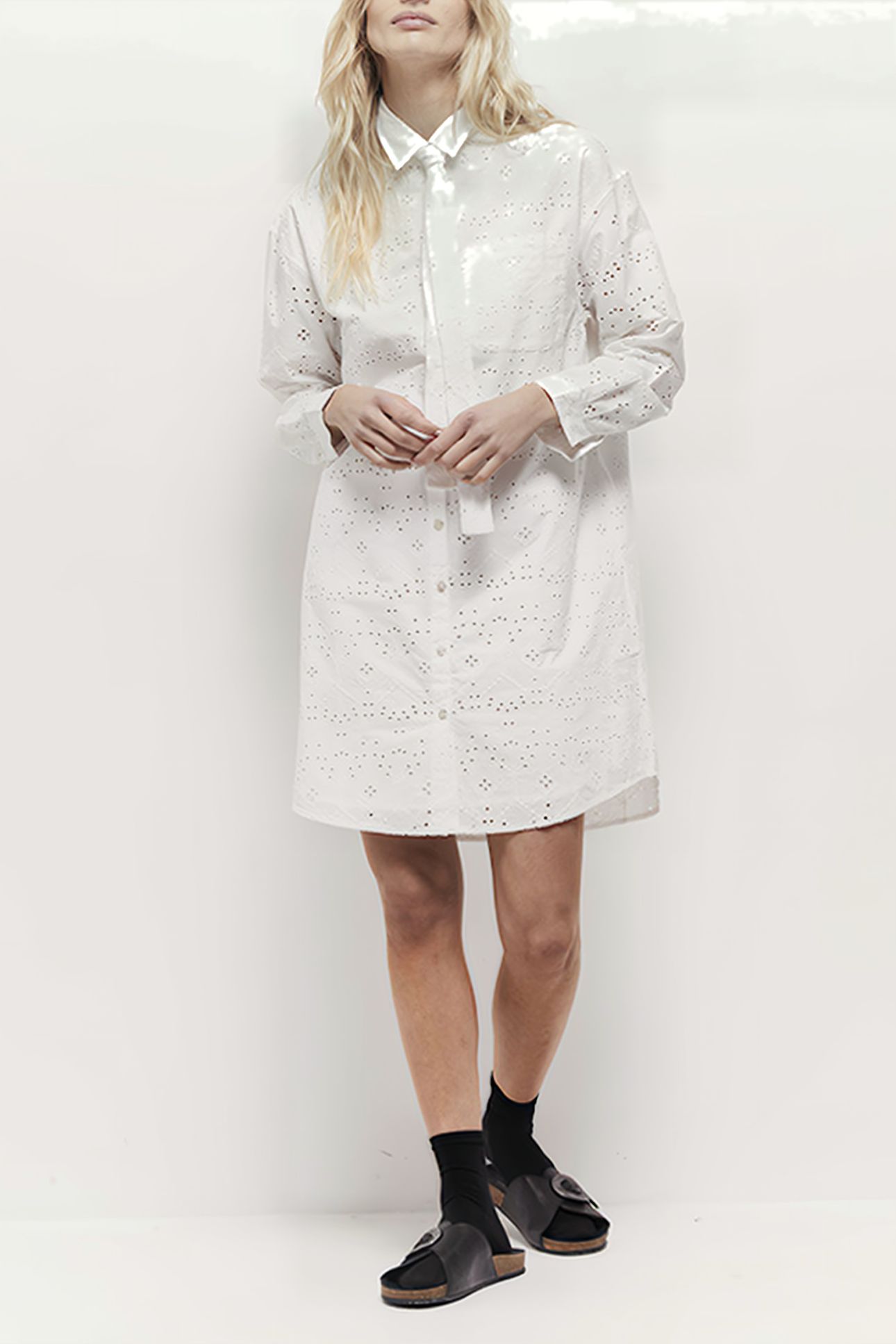 ROMEA - OFF WHITE SHIRT DRESS IN BRODERIE ANGLAISE 2