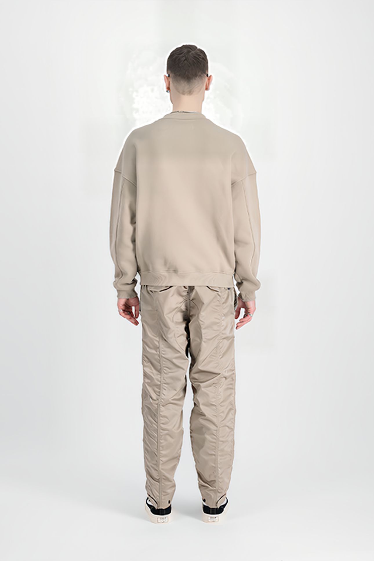 CREWNECK UV VINTAGE SAND 2