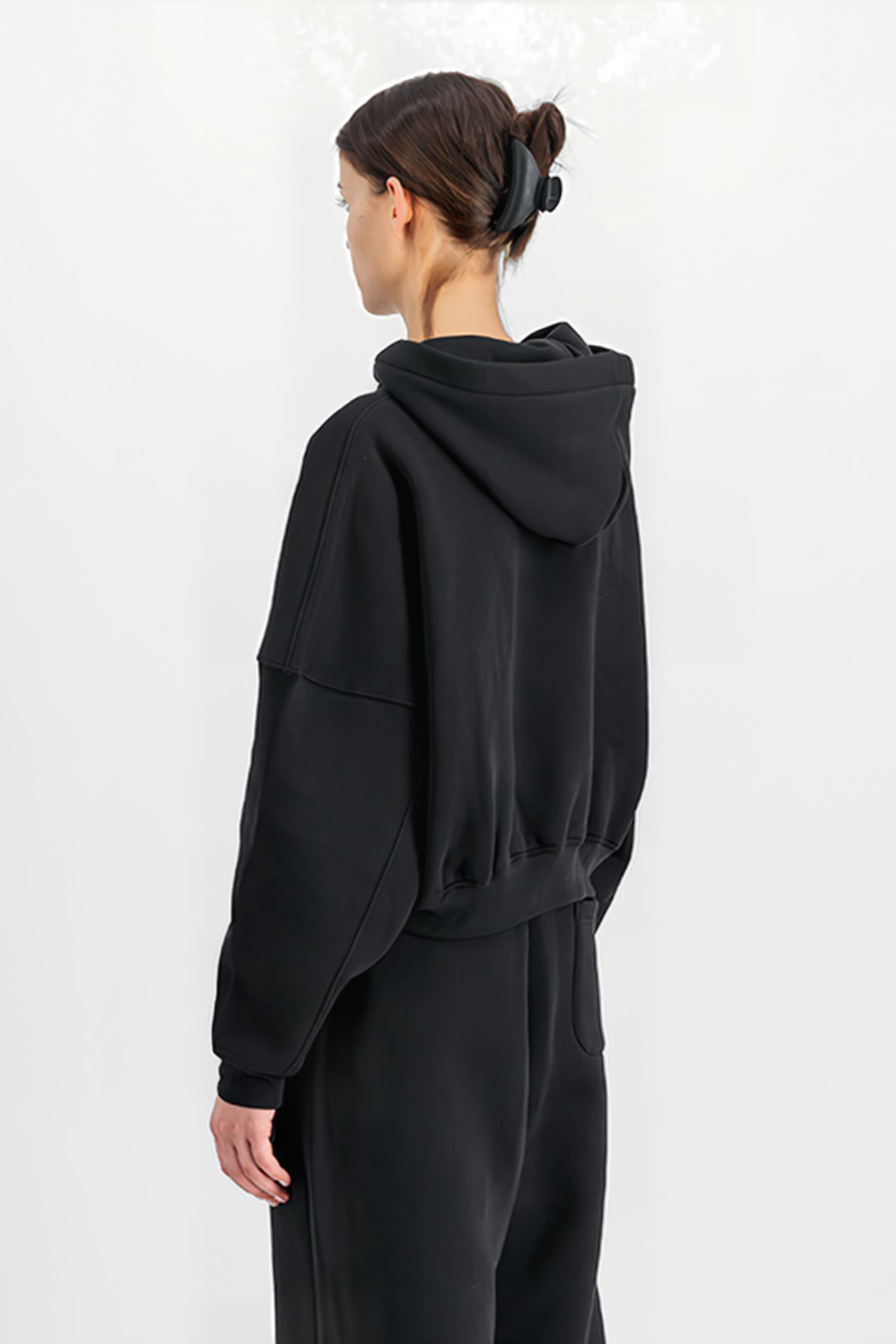 LOGO HOODIE BLACK 2