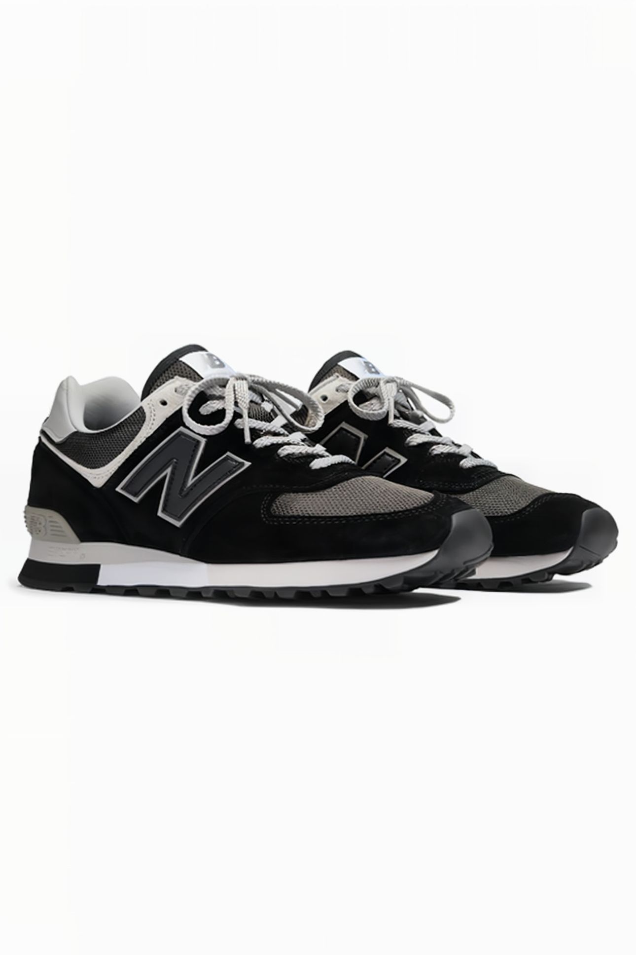 OU576PBK MADE IN UK SNEAKERS IN BLACK 2