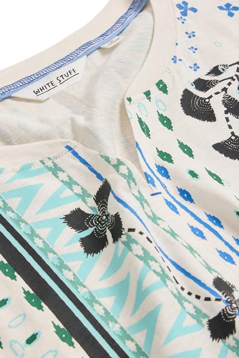 NELLY NOTCH NECK TEE WHITE PRINT 4