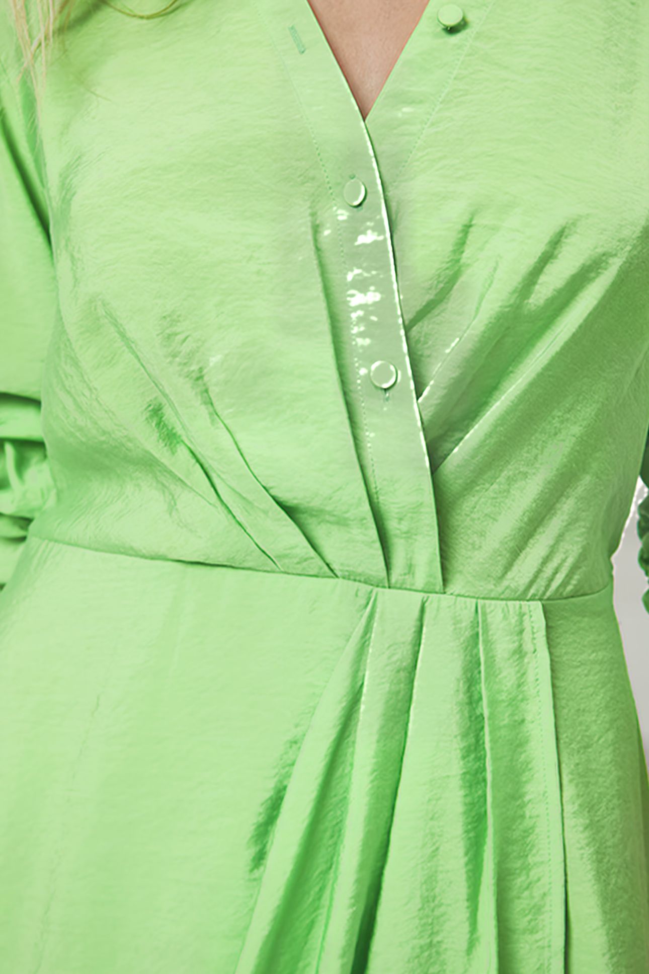 SUKA MIDI DRESS GREEN FLARE 5