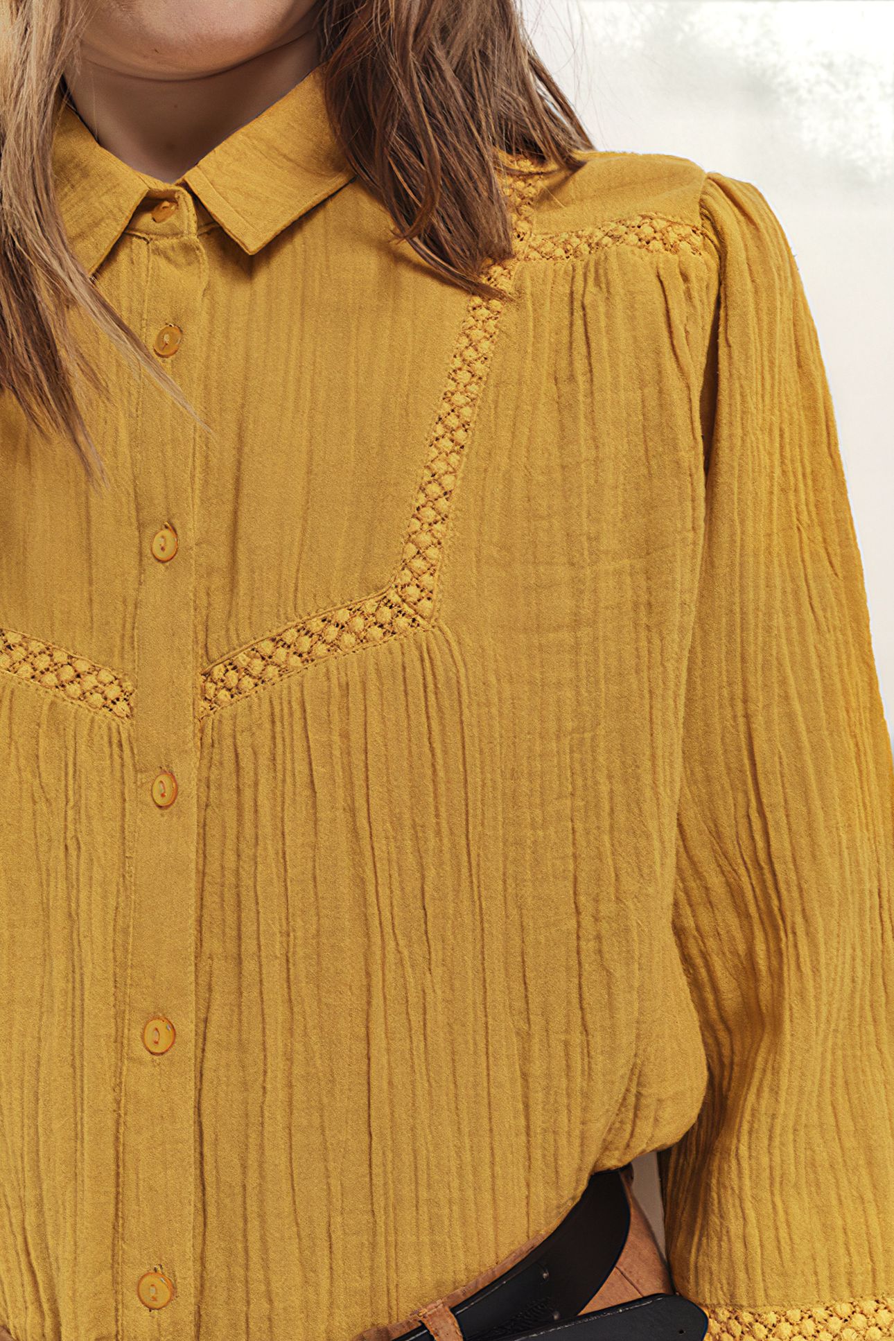 CHLOE - HONEY EMBROIDERED PLAID SHIRT 4