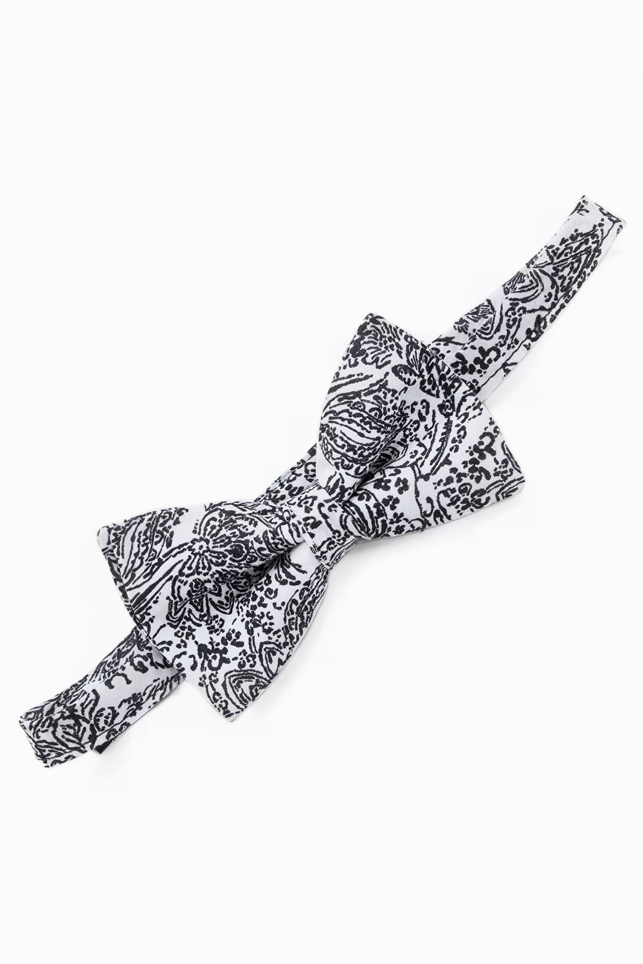 BOYS’ BOW TIE WITH BLACK ETHNIC PRINT 4