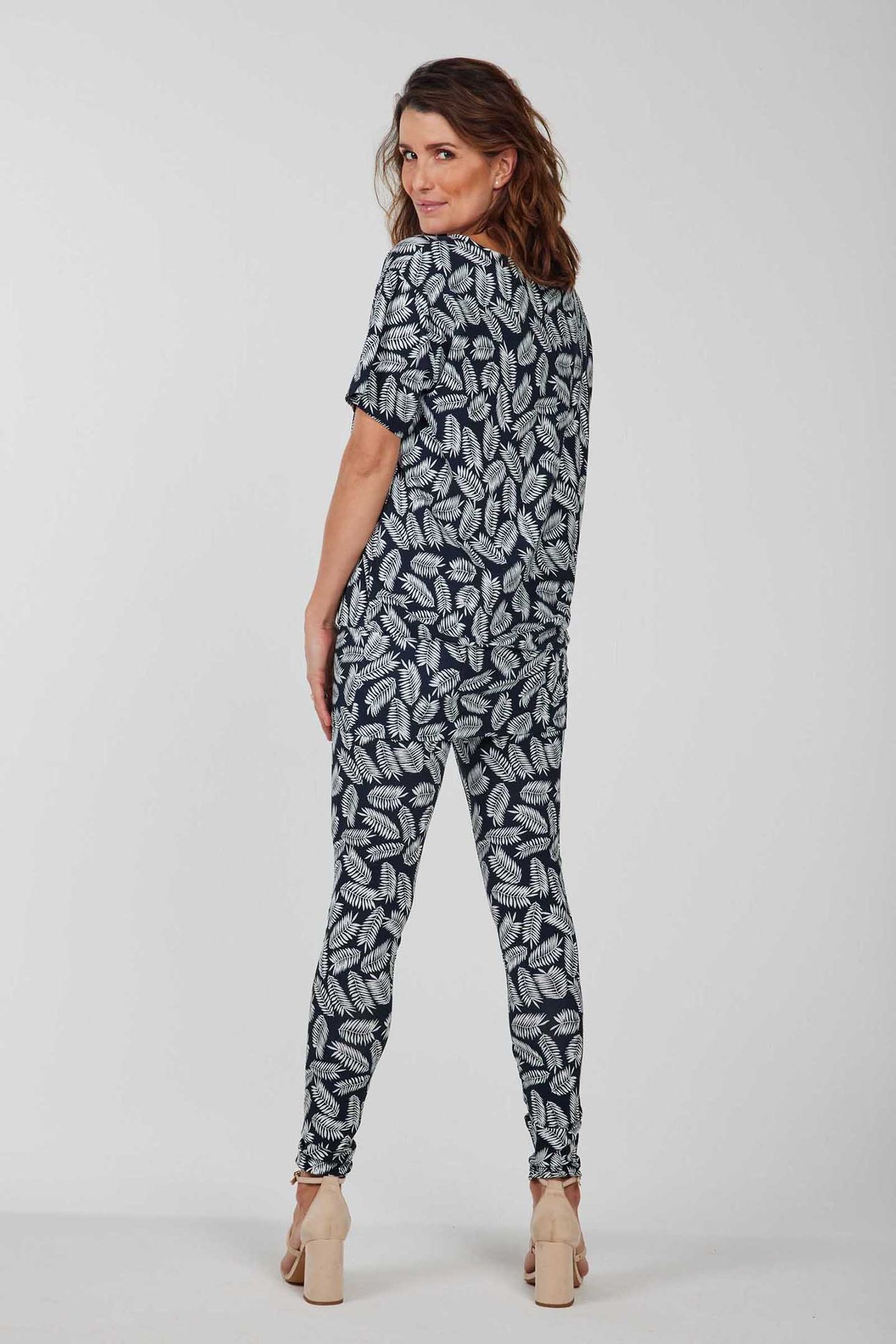 LONG LOOSE TEE SHORT SLEEVES PRINT DARKBLUE WITH FEATHERS PR 3