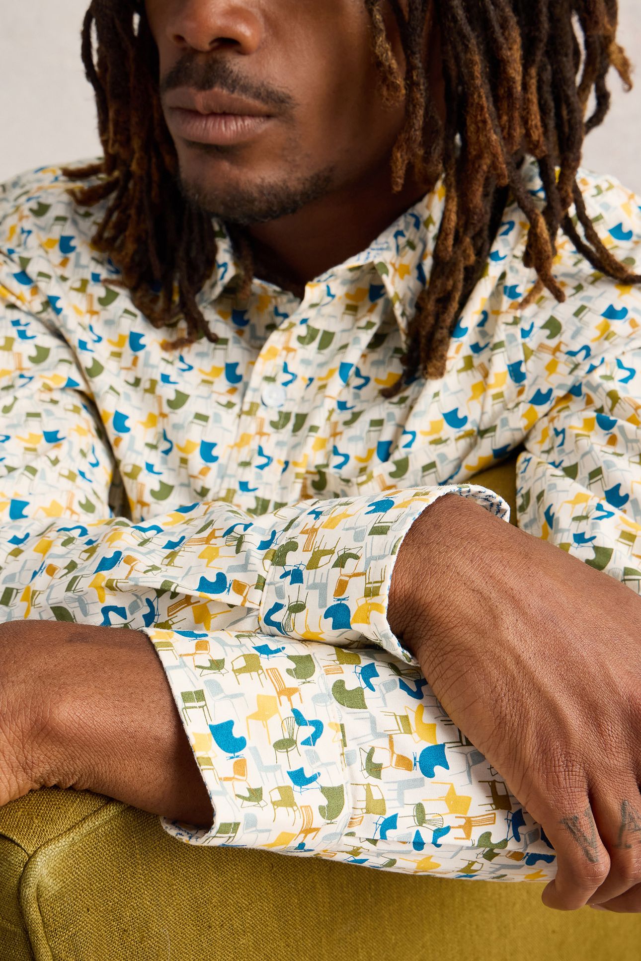 MULTI CHAIR PRINTED SHIRT WHITE MULTI 5