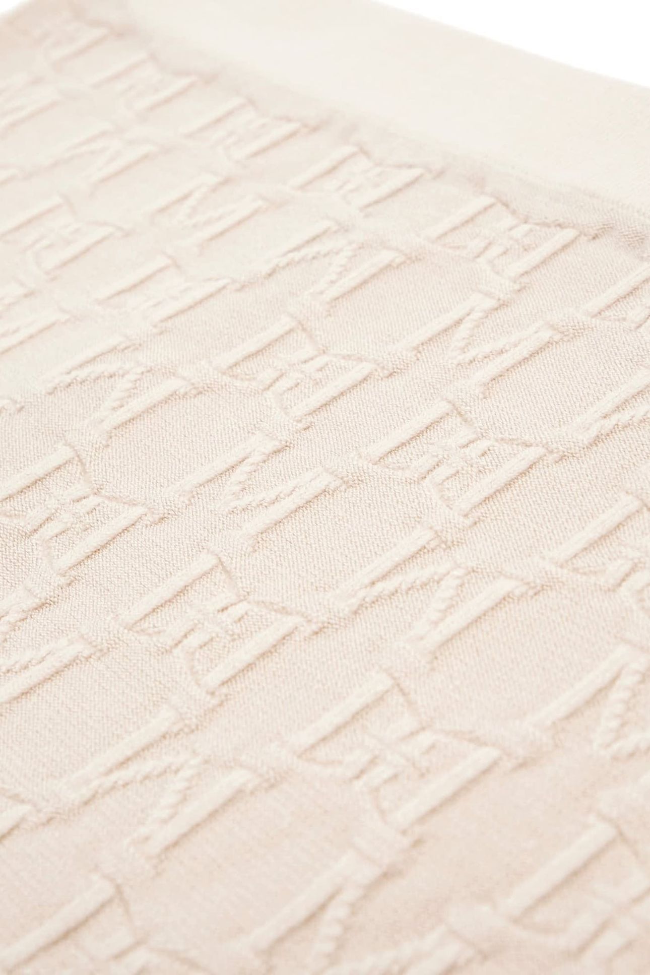 MARCIANO BY GUESS MARTI ALLOVER LOGO P EGGSHELL ECRU 7
