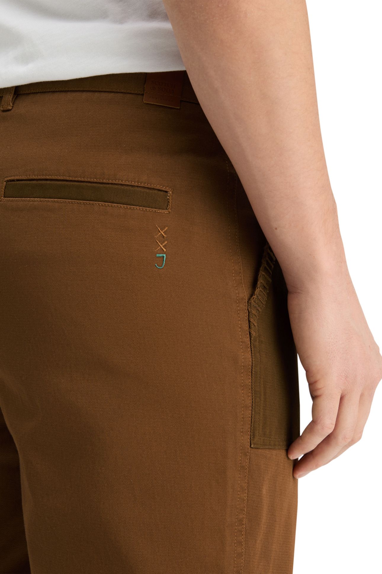 JOE JONAS X SCOTCH SODA STRAIGHT FIT TWILL CHINO BISON 7