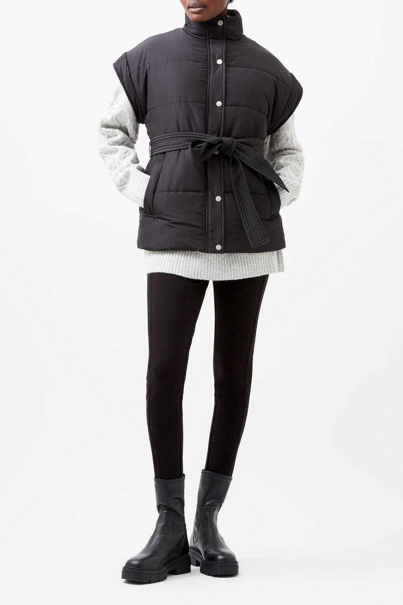 AUDEN PUFFER GILET VEST BLACKOUT 2