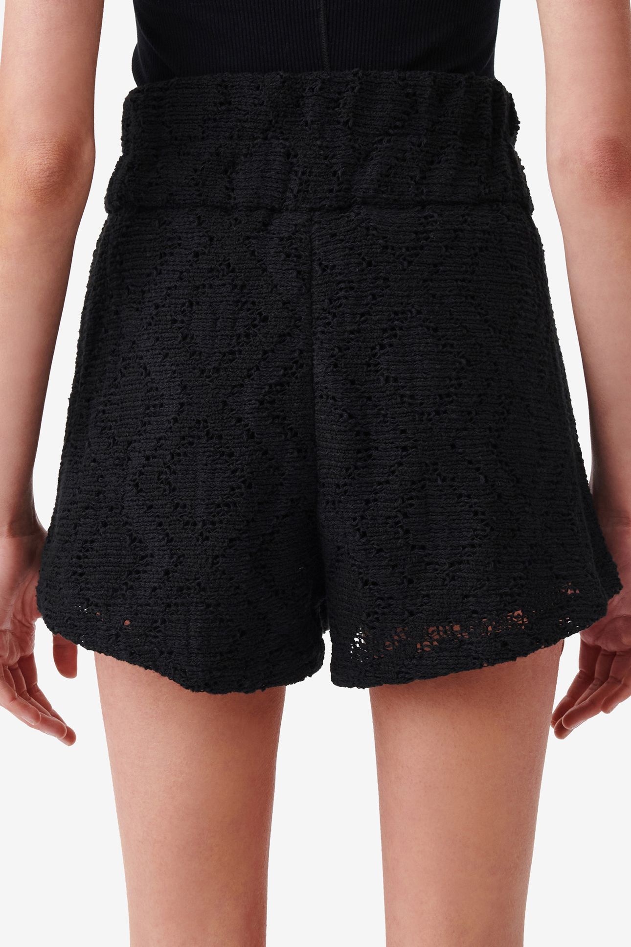 URIKA BLACK 2