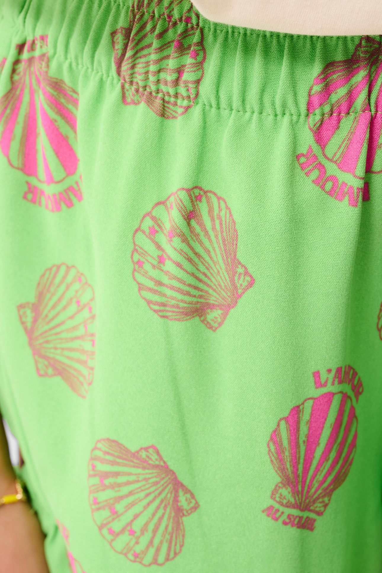 GAM-SBSHELL GREEN RUFFLE SHORT GREEN 6