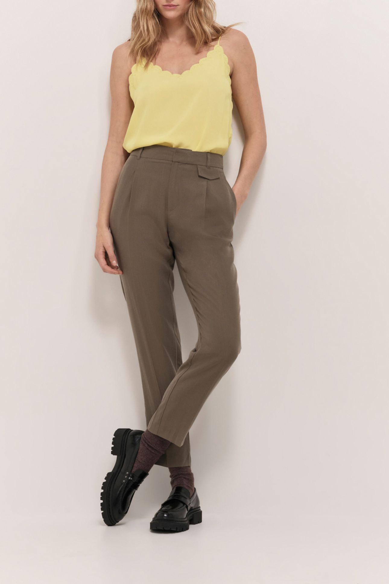 PACHA - VETIVER LYOCELL® SUIT TROUSERS 4