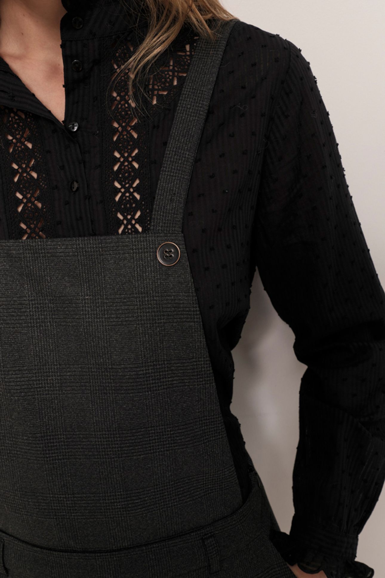 PAX - 7/8TH TROUSERS IN ANTHRACITE WITH PRINCE-OF-THE-GALLER 6