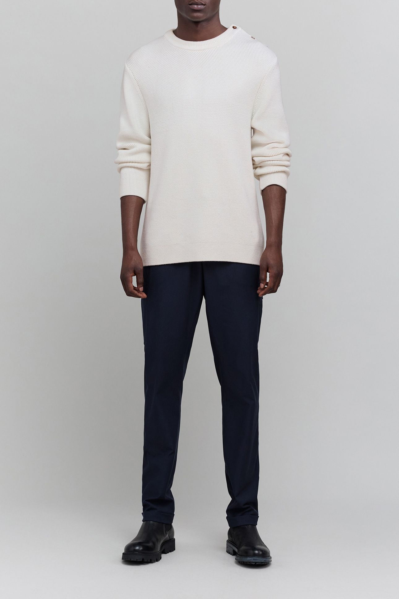OFF-WHITE BUTTON-DOWN SWEATER 3