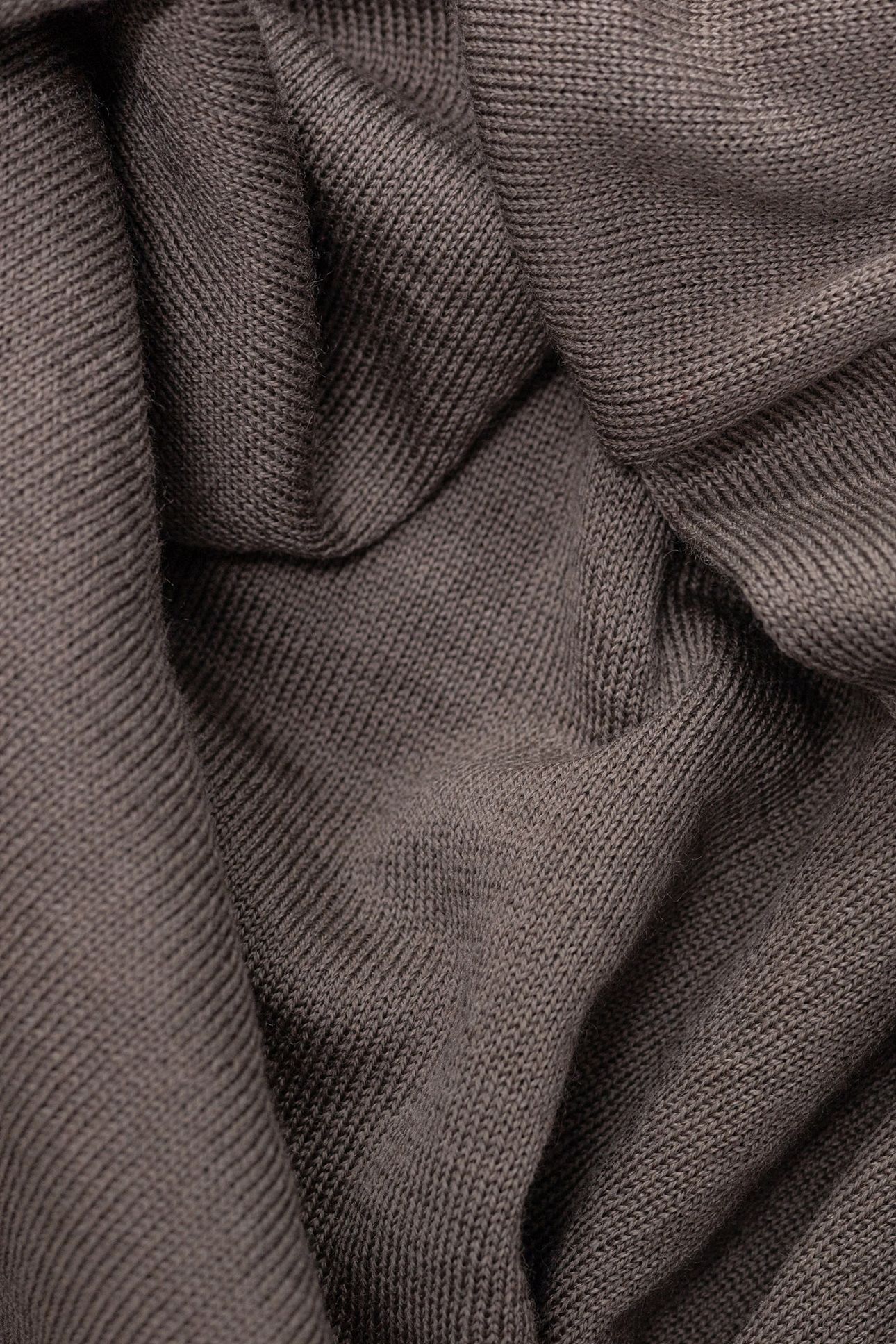 V-NECK KNIT SWEATER 3