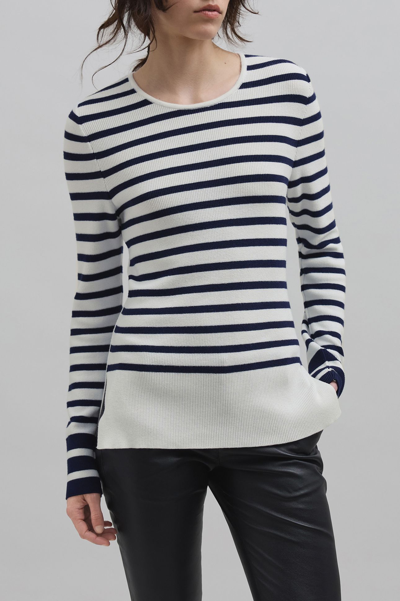 KNITTED SAILOR SWEATER WITH BADGE 1