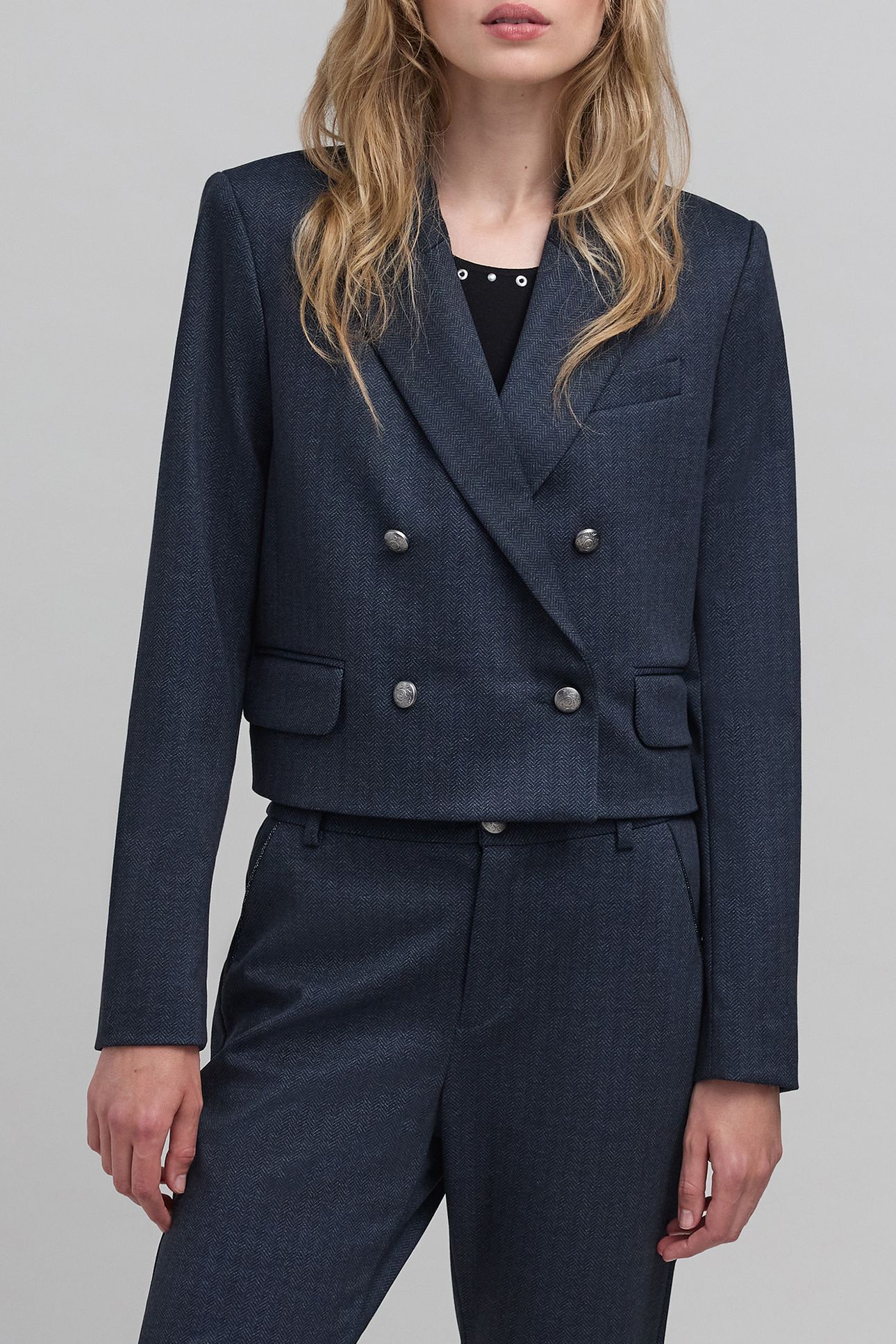 NAVY HERRINGBONE PATTERN SHORT SUIT JACKET 1