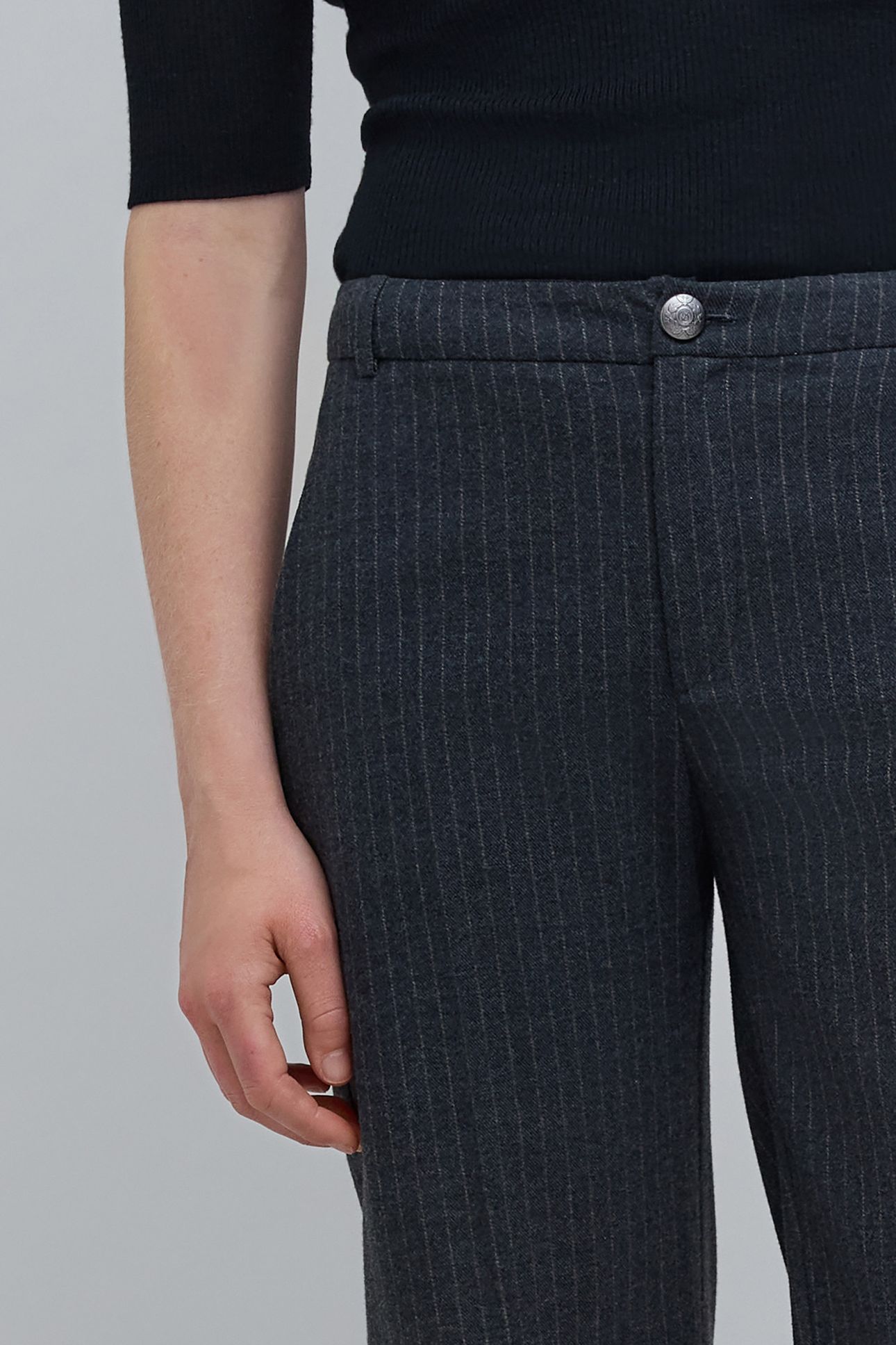 GRAY FLARE SUIT PANTS WITH TENNIS STRIPES 7