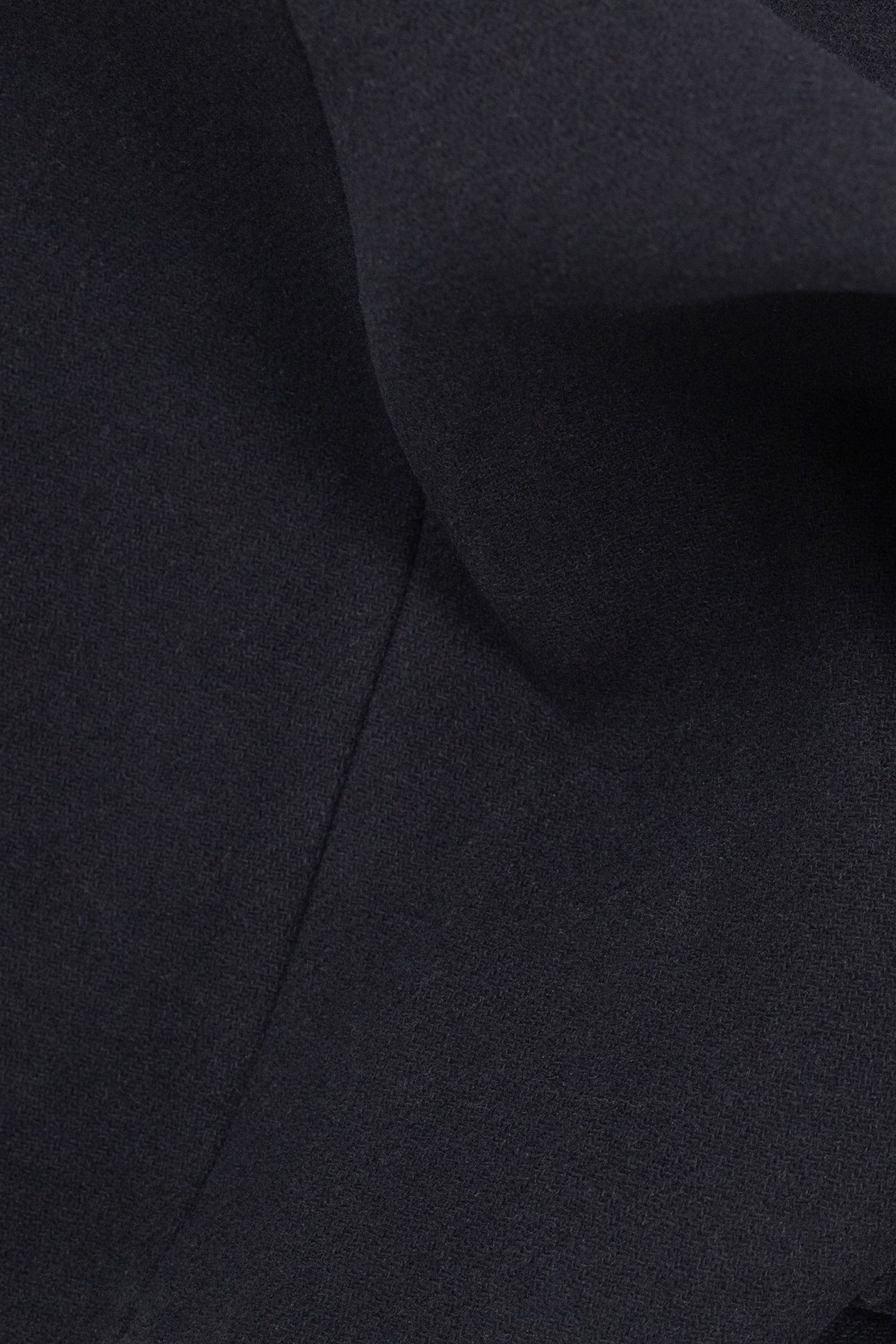 BLACK CHAIN NECK COAT 7