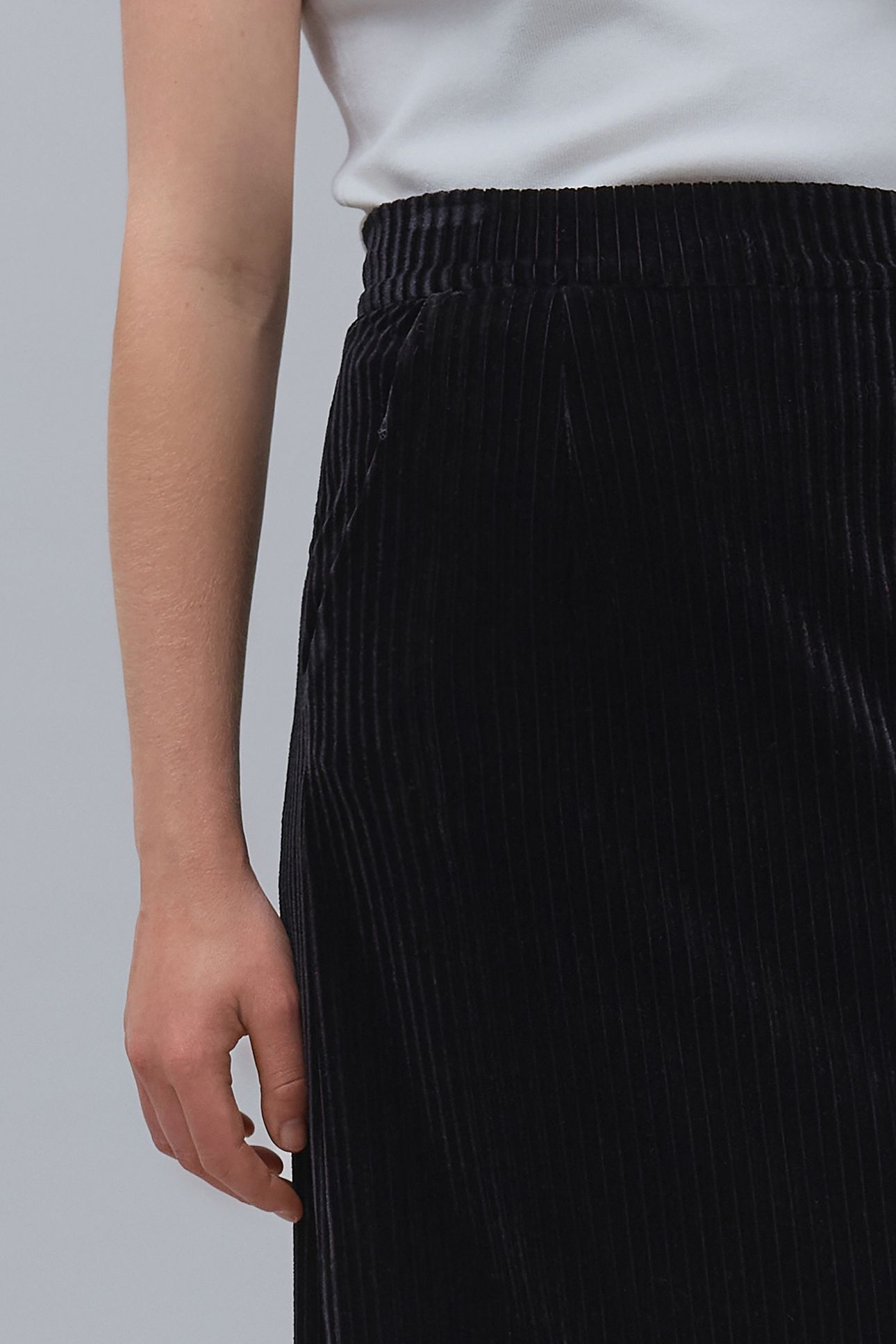 BLACK CORDUROY PENCIL SKIRT 6