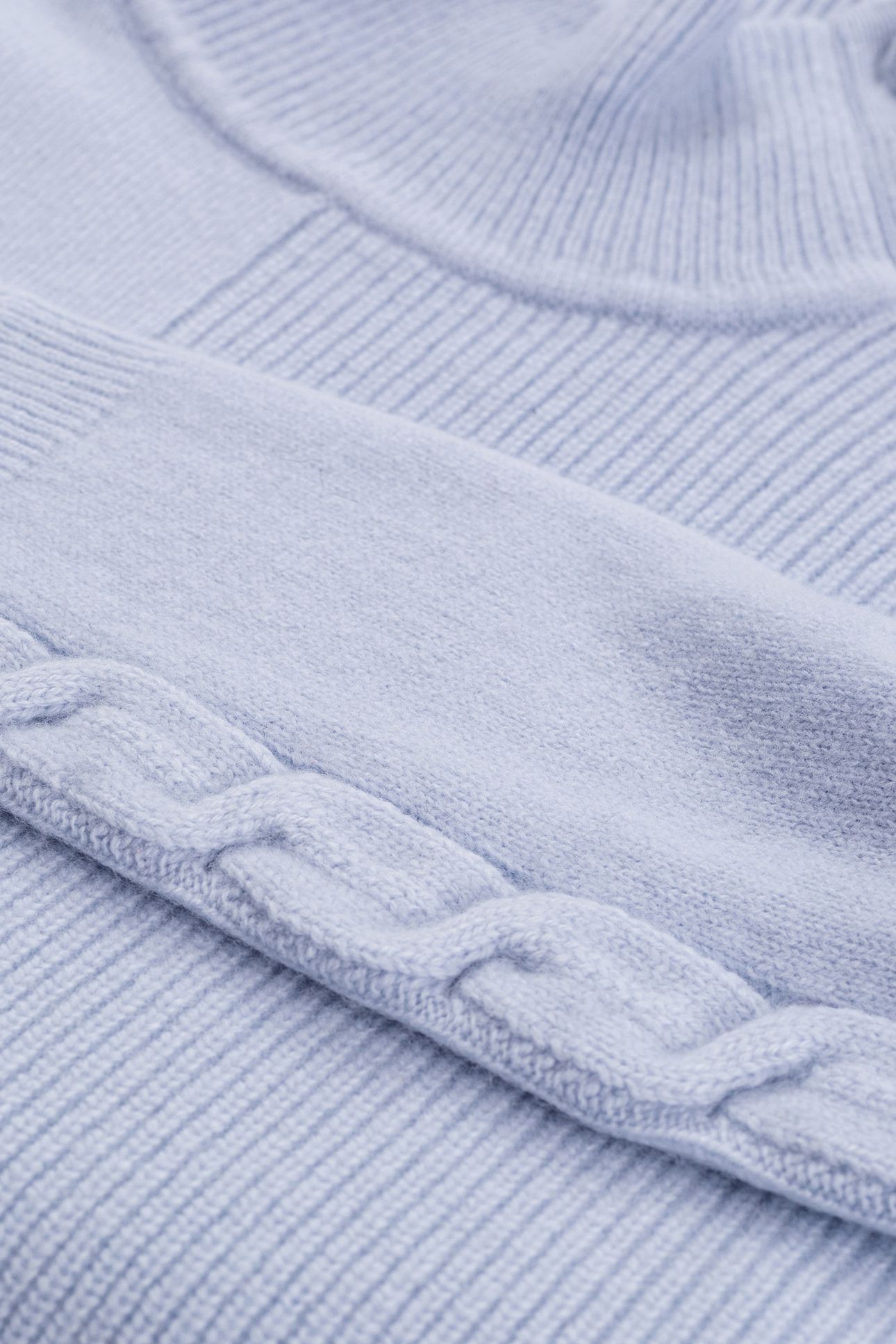 SKY BLUE STAND-UP COLLAR KNIT SWEATER WITH RHINESTONE BUTTON 4