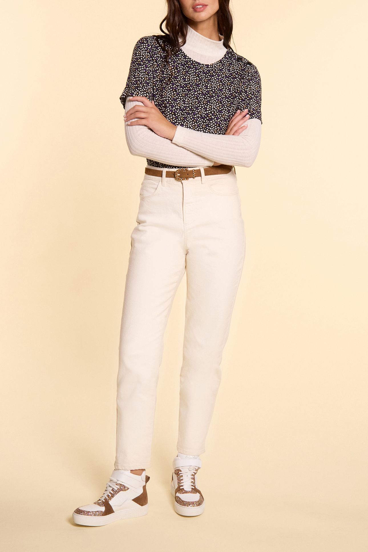 ECRU BOYFIT JEANS 3