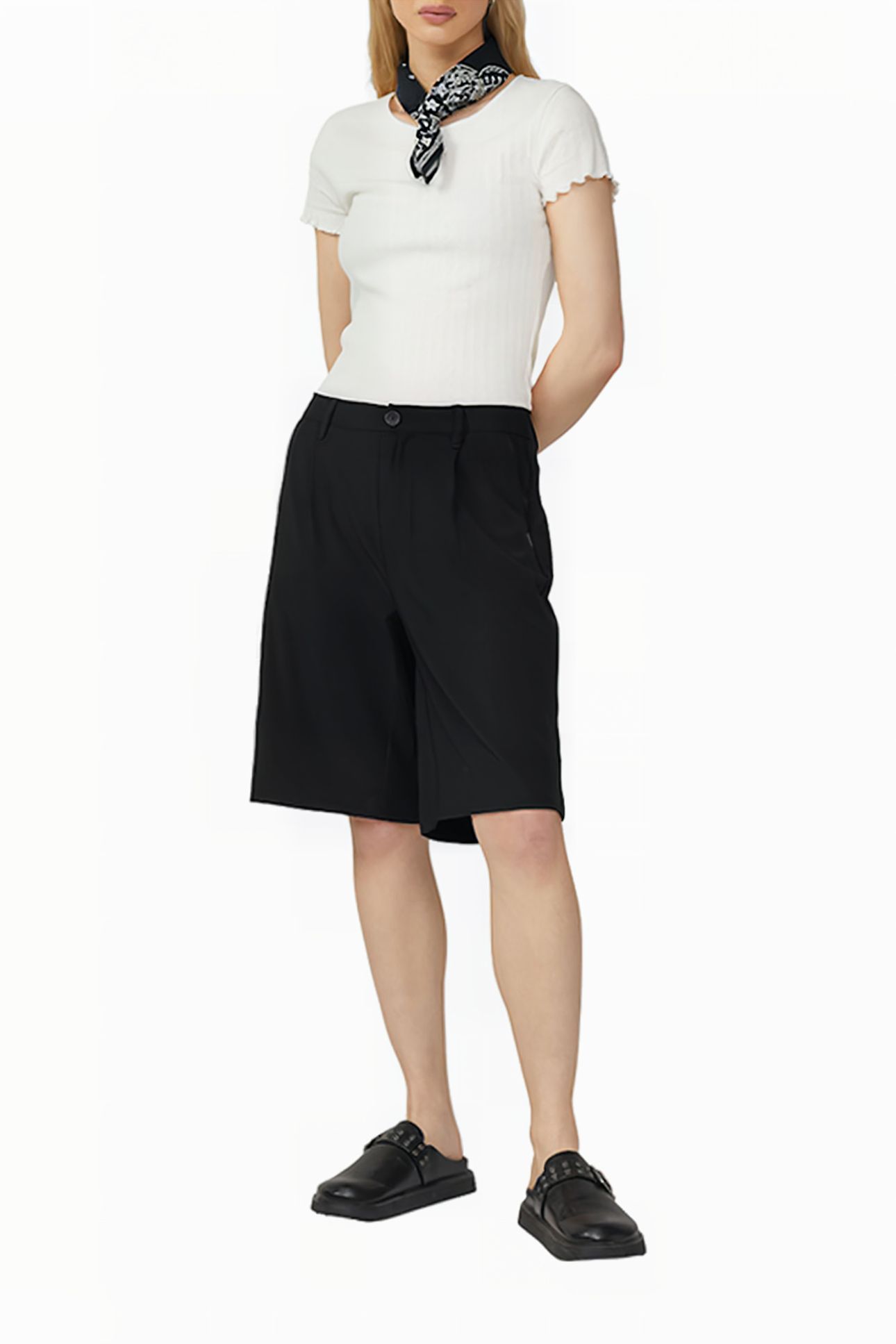 S.OLIVER-QS SHORTS BLACK 2