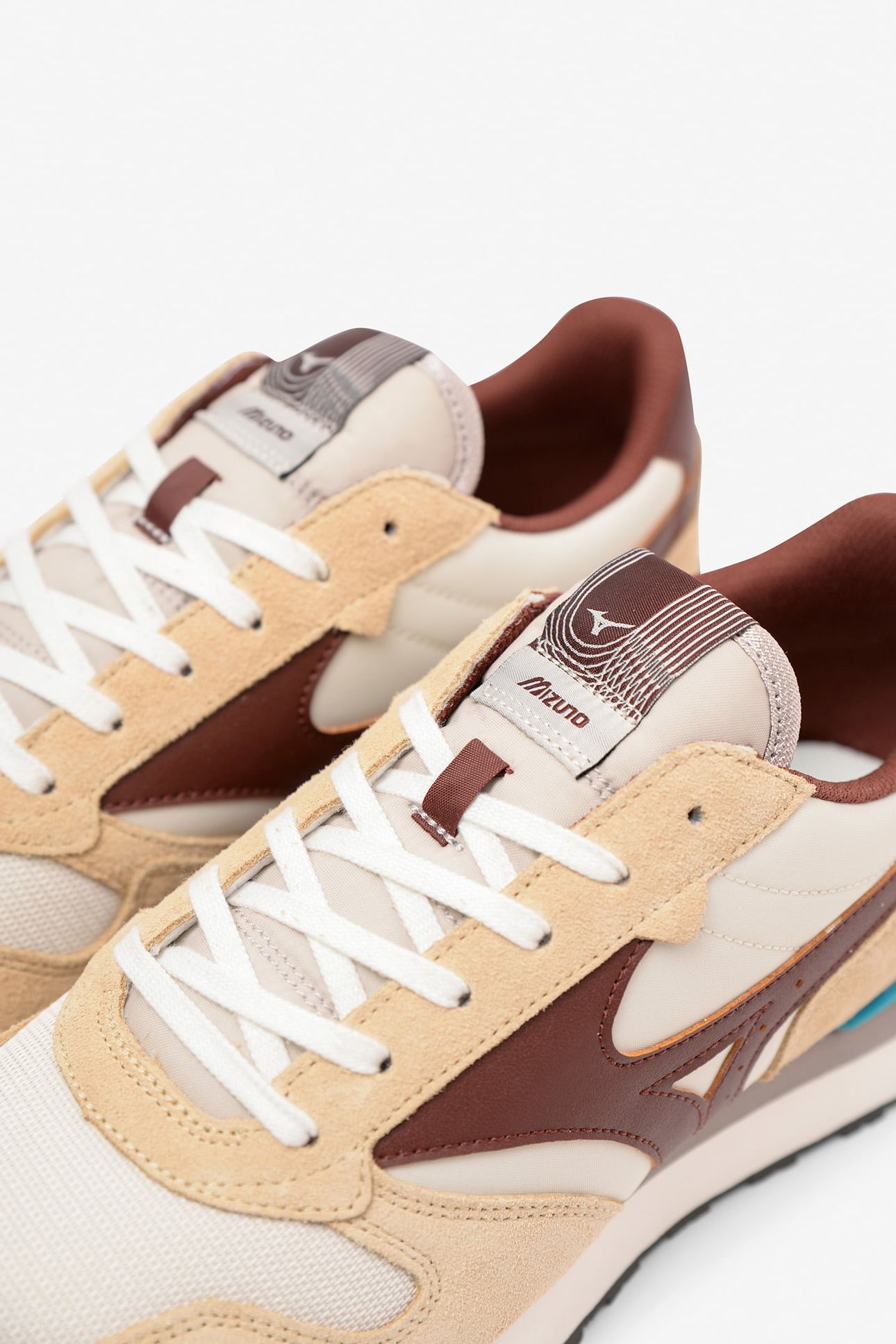 UNISEX SHOE S.L.MIZUNO RB87 SILVER BIRCH/RUM RAISIN/M.DESERT