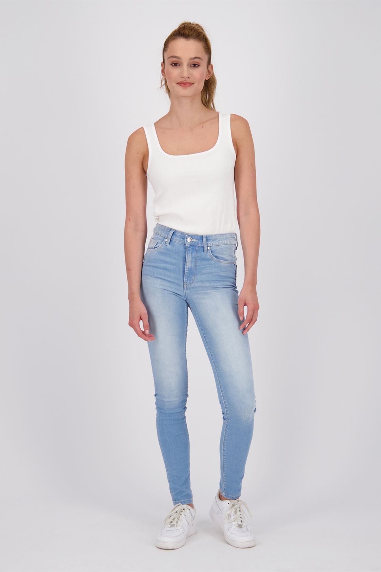 IVY JEANS LIGHT BLUE STONE 3