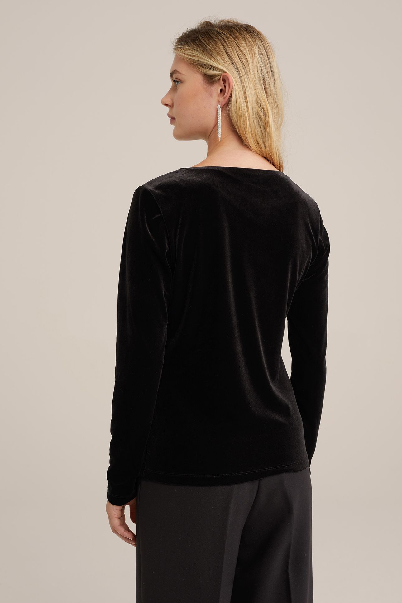 T-SHIRT BLACK 2