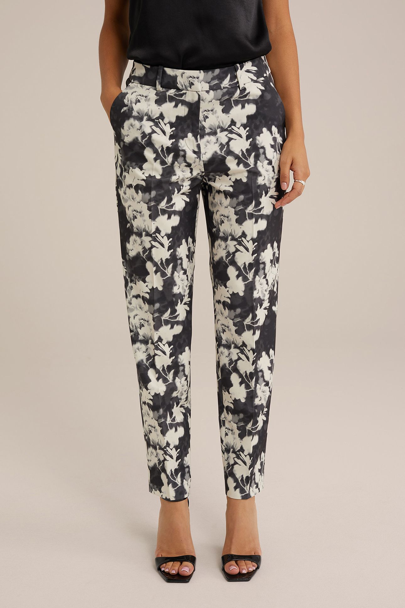 TROUSER BLACK 1